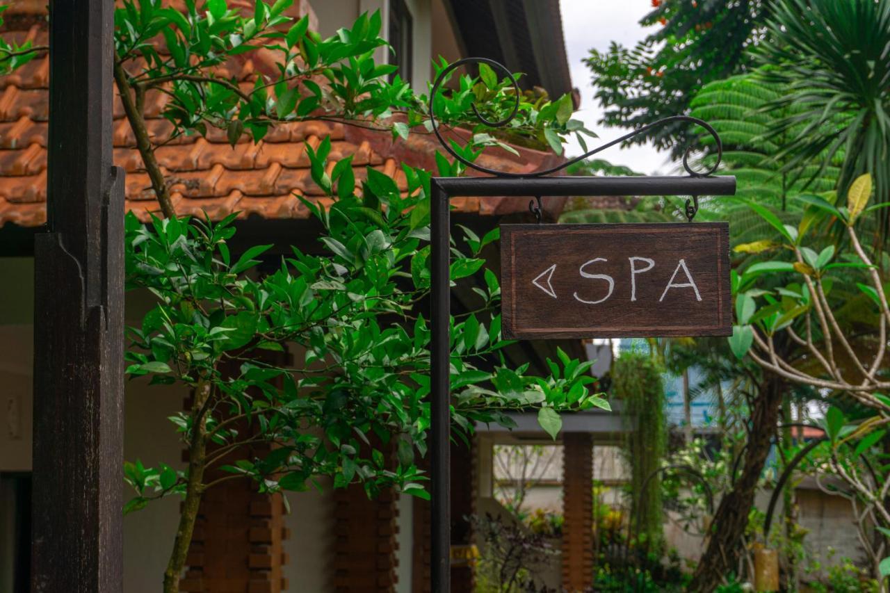 Artini Bisma Ubud Hotel Exterior foto